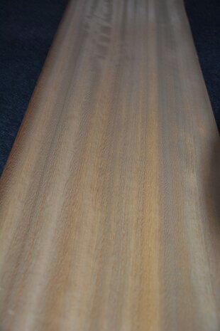 Iroko Furnier 230 x 20-23 cm | 0.6mm | 0,495m2