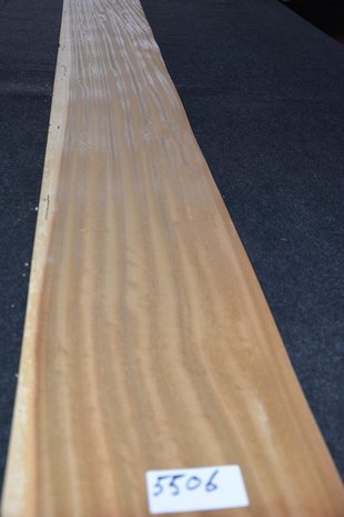 Iroko Furnier 210 x 27-28 cm | 0.6mm | 0,578m2
