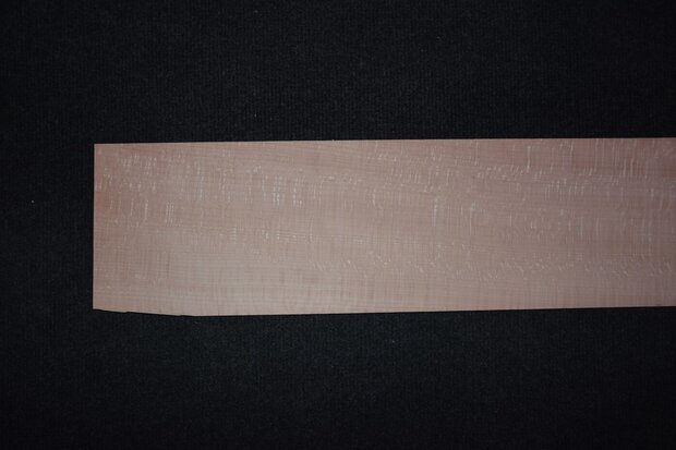 Buchenholz Furnier 225 x 15-17 cm | 0.6mm | 0,35m²