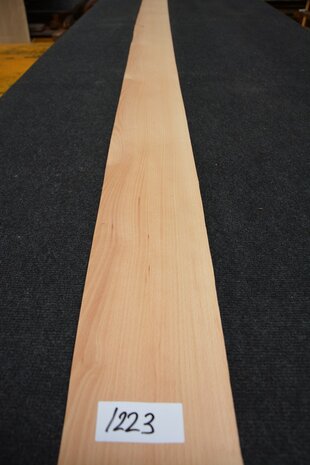 Buchenholz Furnier 309 x 15-16 cm | 0.6mm | 0,479m²