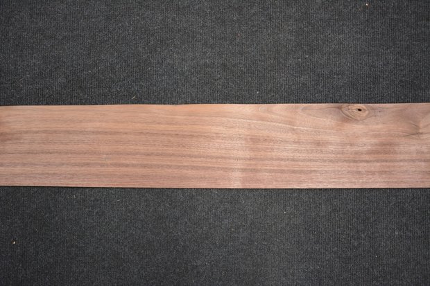 Amerikanischer Nussbaum Furnier 235 x 11-13 cm | 0.6mm | 0,282m²