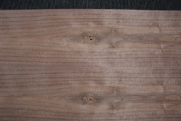 Amerikanischer Nussbaum Furnier 235 x 11-13 cm | 0.6mm | 0,282m²