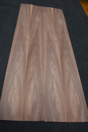Amerikanischer Nussbaum Furnier 115 x 10-11 cm | 0.6mm | 0,121m²