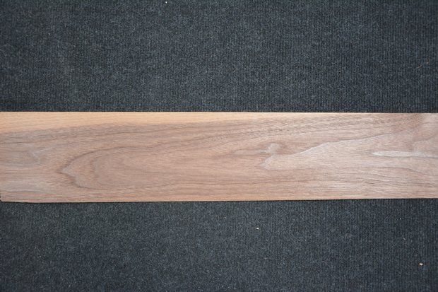 Amerikanischer Nussbaum Furnier 114 x 11-12 cm | 0.6mm | 0,131m²