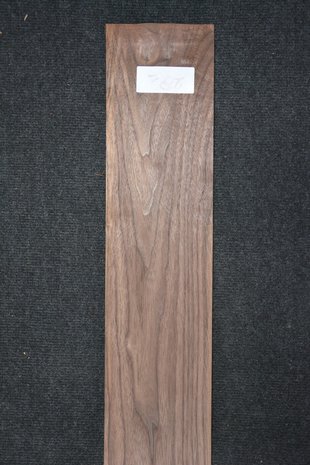 Amerikanischer Nussbaum Furnier 219 x 13-14 cm | 0.6mm | 0,296m²