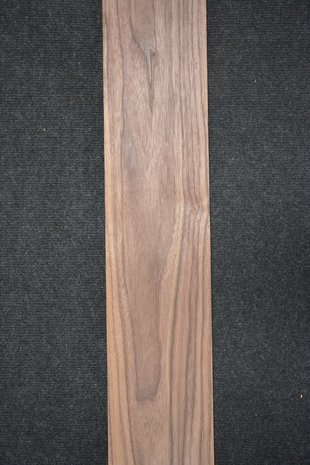 Amerikanischer Nussbaum Furnier 219 x 13-14 cm | 0.6mm | 0,296m²