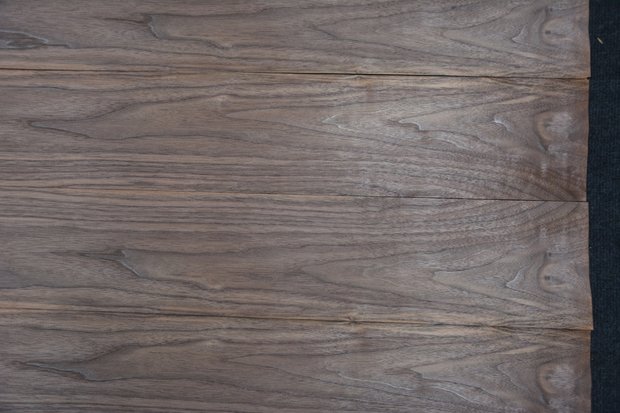 Amerikanischer Nussbaum Furnier 219 x 13-14 cm | 0.6mm | 0,296m²