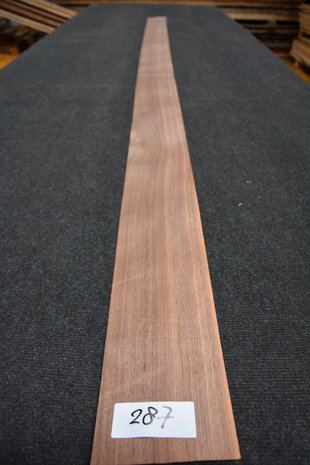 Amerikanischer Nussbaum Furnier 245 x 11cm | 0.6mm | 0,282m²