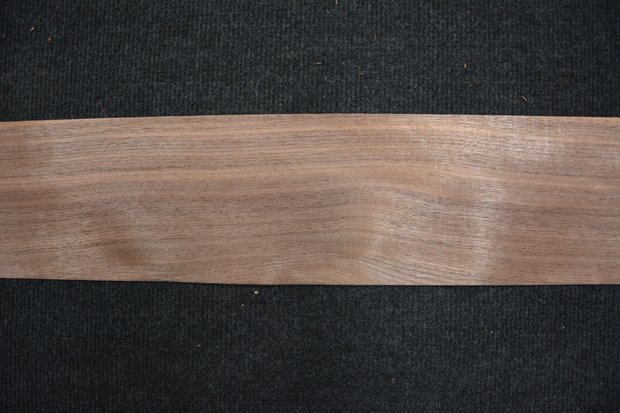 Amerikanischer Nussbaum Furnier 245 x 11cm | 0.6mm | 0,282m²