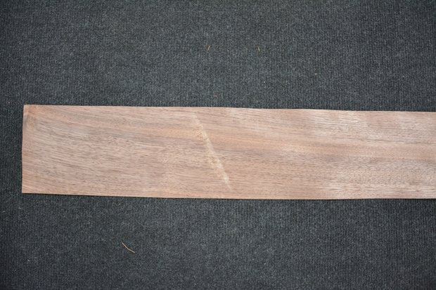 Amerikanischer Nussbaum Furnier 245 x 11cm | 0.6mm | 0,282m²