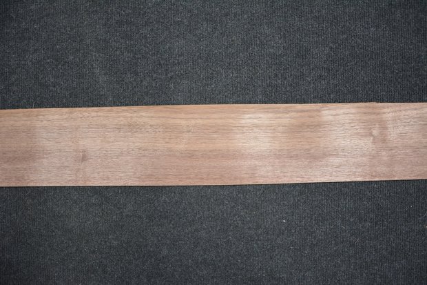 Amerikanischer Nussbaum Furnier 242 x 11 cm | 0.6mm | 0,266m²