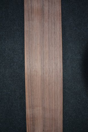 Amerikanischer Nussbaum Furnier 225 x 13 cm | 0.6mm | 0,292m²