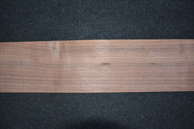 Amerikanischer Nussbaum Furnier 225 x 13 cm | 0.6mm | 0,292m²