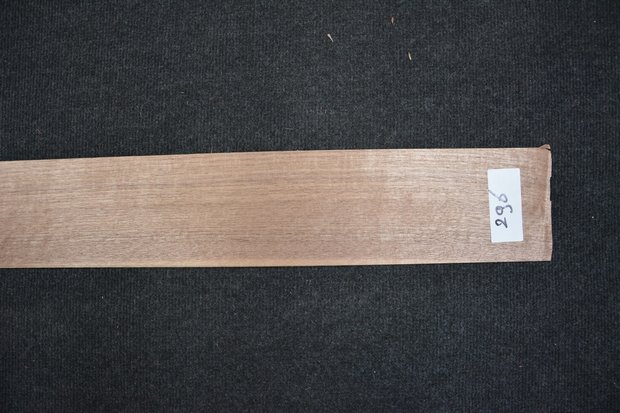 Amerikanischer Nussbaum Furnier 190 x 10-12 cm | 0.6mm | 0,209m²