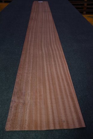 Sipo-Mahagoni Furnier 250 x 26 cm | 0.6mm | 0,650m²