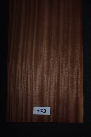 Sipo-Mahagoni Furnier 218 x 34 cm | 0.6mm | 0,741m²