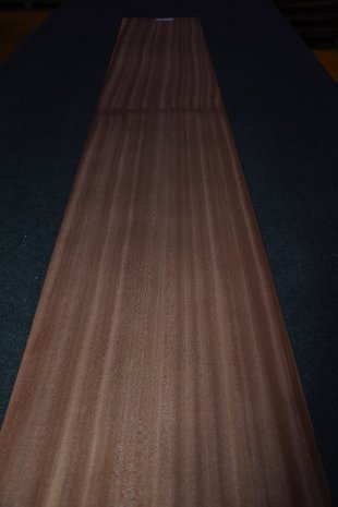 Sipo-Mahagoni Furnier 218 x 34 cm | 0.6mm | 0,741m²