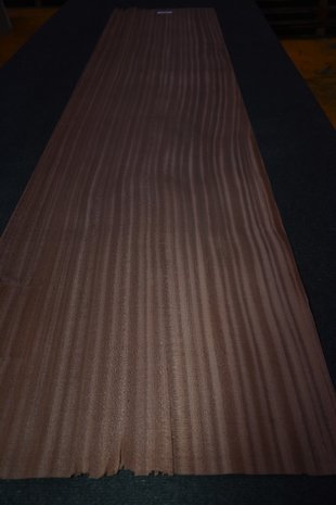 Sipo-Mahagoni Furnier 245 x 53 cm | 0.6mm | 1,299m²