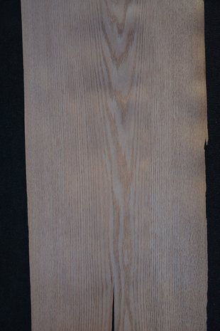 Amerikanische Eiche Furnier 255 x 42-55 cm | 0.6mm | 1,237m²