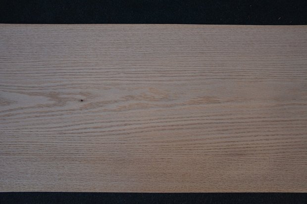 Amerikanische Eiche Furnier 262 x 38-43 cm | 0.6mm | 1,061m²