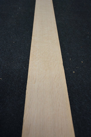 Europäische Eiche Furnier 209 x 11-12 cm | 0.6mm | Kwartiers | 0,244m²