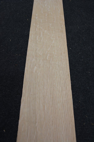 Europäische Eiche Furnier 209 x 11-12 cm | 0.6mm | Kwartiers | 0,244m²