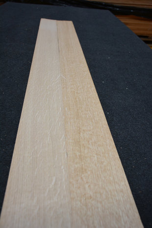Europäische Eiche Furnier 209 x 11-12 cm | 0.6mm | Kwartiers | 0,244m²