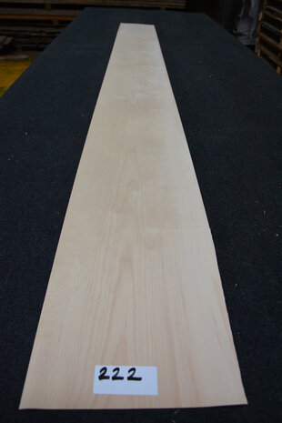 Ahorn Furnier  240 x 26-24cm | 0.6mm | 0,600m²