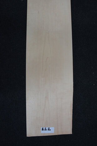 Ahorn Furnier  240 x 26-24cm | 0.6mm | 0,600m²