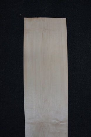 Ahorn Furnier  240 x 26-24cm | 0.6mm | 0,600m²