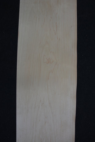 Ahorn Furnier 245 x 15-17cm | 0.6mm | 0,392m²