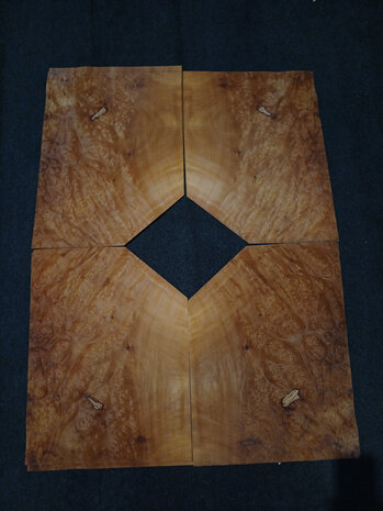 Madrona furnier 50/35 x 30 - 22 cm | 0.6 mm | 0,1318 m&sup2;