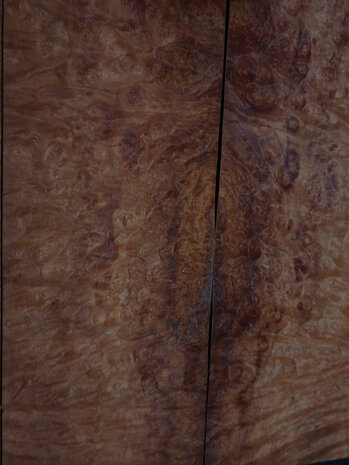 Madrona furnier 44 x 30 - 20 cm | 0.6 mm | 0,1360 m&sup2;