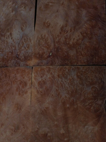 Madrona furnier 44 x 22,5 - 22 cm | 0.6 mm | 0,1034 m&sup2;