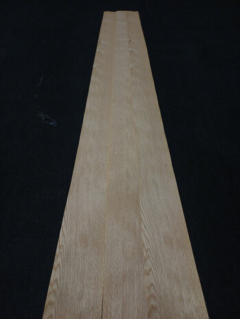 Amerikanische Eiche furnier 235 x 10,5 - 14 cm | 0.6 mm | 0,4113 m&sup2;