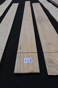 Esche Furnier 224 x 12-14 cm | 0.6mm | 0,2912m² Esche Furnier 224 x 12-14 cm | 0.6mm | 0,2912m²