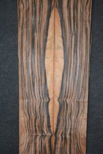 Coromandel Furnier 267 x 15 cm | 0.6mm | 0,4005m² Coromandel Furnier 267 x 15 cm | 0.6mm | 0,4005m²
