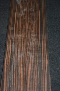 Coromandel Furnier 182 x 8-11 cm | 0.6mm | 0,1729m² Coromandel Furnier 182 x 8-11 cm | 0.6mm | 0,1729m²