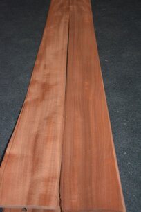 Moabi Furnier 232 x 13-14 cm | 0.6 mm | 0,31m² Moabi Furnier 232 x 13-14 cm | 0.6 mm | 0,31m²
