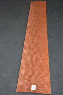 Makore Furnier 212 x 34 cm | 0.6mm | 0,72m² Makore Furnier 212 x 34 cm | 0.6mm | 0,72m²