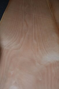 Kirschbaum Furnier 74 x 29 cm | 0.6mm | 0,22m² Kirschbaum Furnier 74 x 29 cm | 0.6mm | 0,22m²