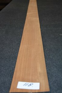 Teakholz Furnier 233 x 11-13 cm | 0.6 mm | 0,280 m² Teakholz Furnier 233 x 11-13 cm | 0.6 mm | 0,280 m²