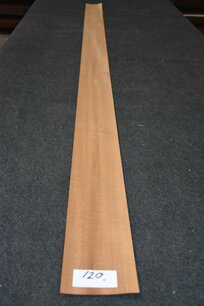 Teakholz Furnier 243 x 12-13 cm | 0.6 mm | 0,303m² Teakholz Furnier 243 x 12-13 cm | 0.6 mm | 0,303m²