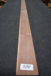 Amerikanischer Nussbaum Furnier 242 x 11 cm | 0.6mm | 0,266m² Amerikanischer Nussbaum Furnier 242 x 11 cm | 0.6mm | 0,266m²