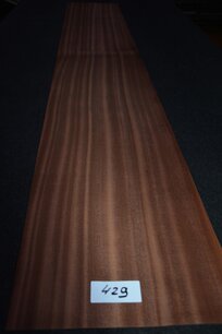 Sipo-Mahagoni Furnier 218 x 34 cm | 0.6mm | 0,741m² Sipo-Mahagoni Furnier 218 x 34 cm | 0.6mm | 0,741m²