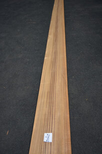 Teakholz Furnier 410 x 18-19 cm | 0.6 mm | 0,759m² Teakholz Furnier 410 x 18-19 cm | 0.6 mm | 0,759m²