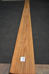 Teakholz Furnier 410 x 20 cm | 0.6 mm | 0,820m² Teakholz Furnier 410 x 20 cm | 0.6 mm | 0,820m²