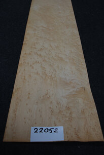 Ahorn Furnier 93 x 21-22 cm | 0.6mm | 0,200 m2 | Birdseye Maple VogelaugenAhorn Ahorn Furnier 93 x 21-22 cm | 0.6mm | 0,200 m2 | Birdseye Maple VogelaugenAhorn